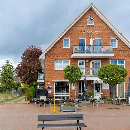 Kapitaenshaus Nr 12 * Laboe