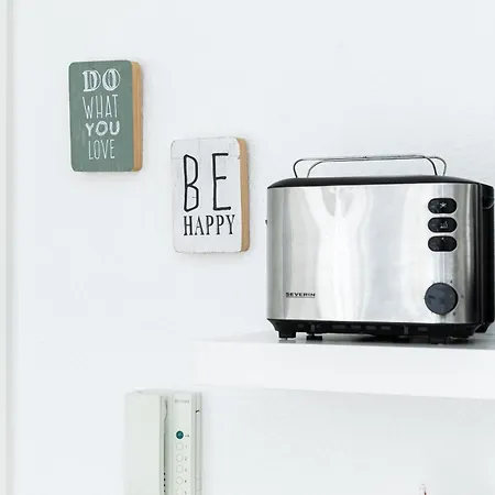 Kapitaenshaus Nr 12 *